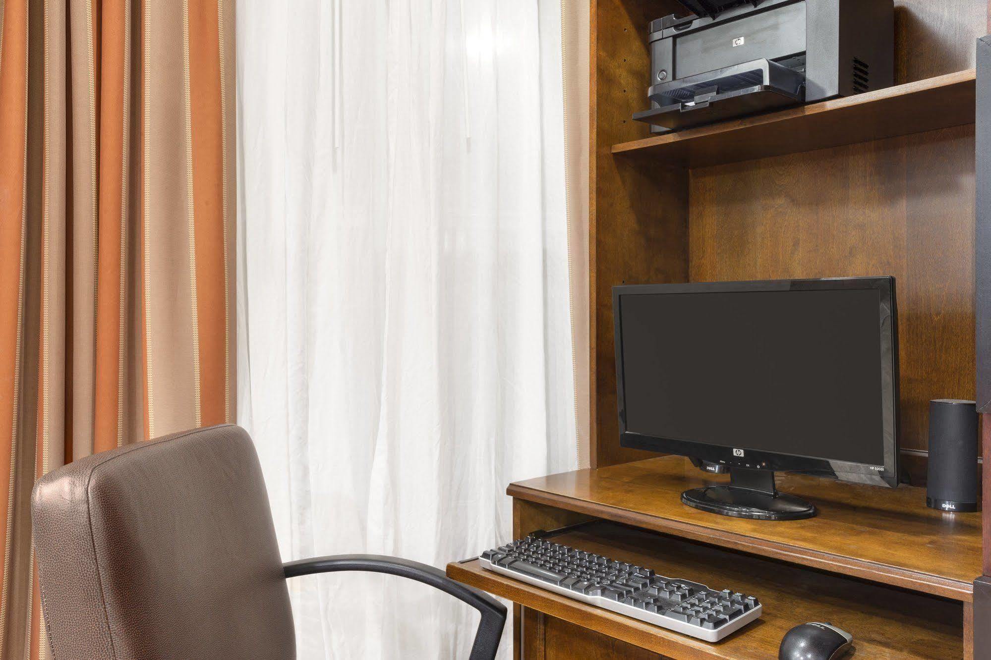Country Inn & Suites By Radisson, Norman, Ok Esterno foto
